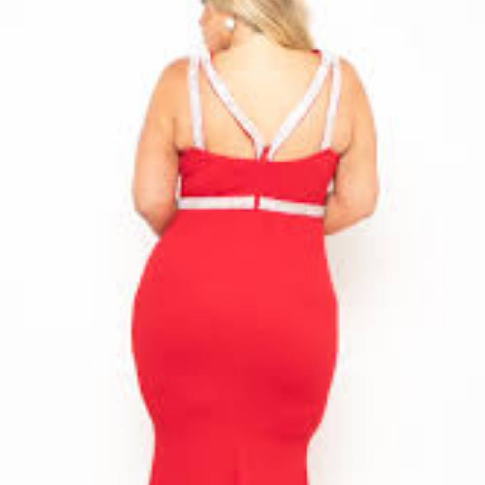 PLUS SIZE AUDREY RHINESTONE GOWN - Picture 4 of 5